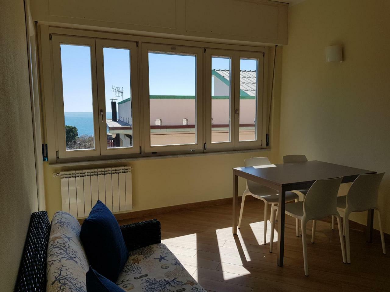 Stunning Seaview Apartment Monterosso al Mare Esterno foto